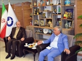 نخبه اقتصادی جهان اسلام و رئیس اتاق بازرگانی، صنایع، معادن و کشاورزی تبریز:  جوانان ما در دانشگاهها اول می بایست درس عشق به میهن و وطن دوستی را فرا بگیرند.